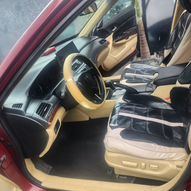 Direct neatly used 2011 crosstour fully upgraded to 2014 image
