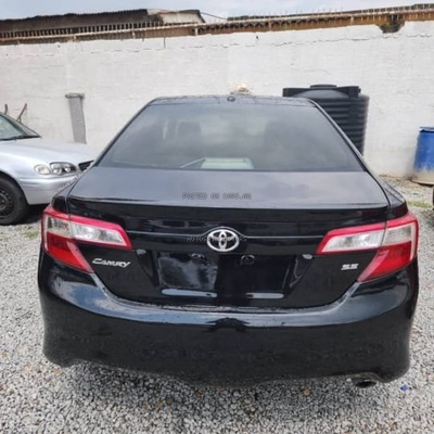 2013 Toyota Camry SE for Sale in Abuja