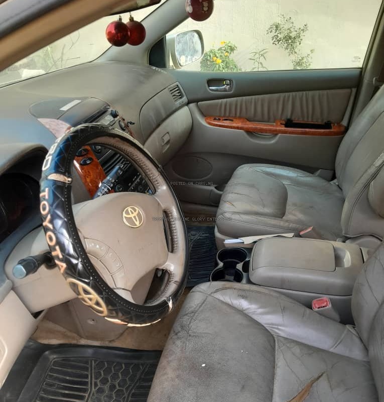 Toyota Sienna XLE 2005 for Sale in Lagos image