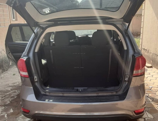 Dodge Journey 2012 Model for Sale In Kubwa, Abuja