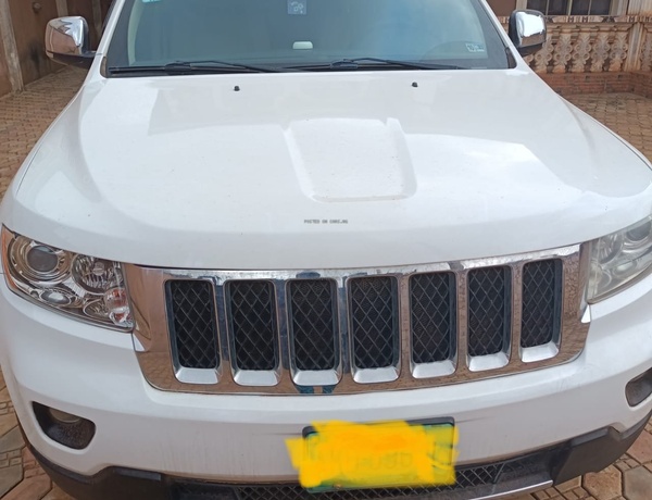 Grand Cherokee Jeep 2013 for Sale In Ogun