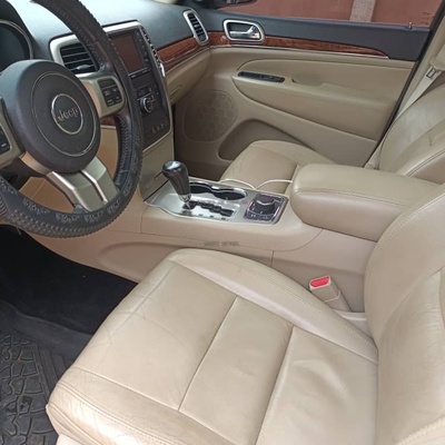Grand Cherokee Jeep 2013 for Sale In Ogun