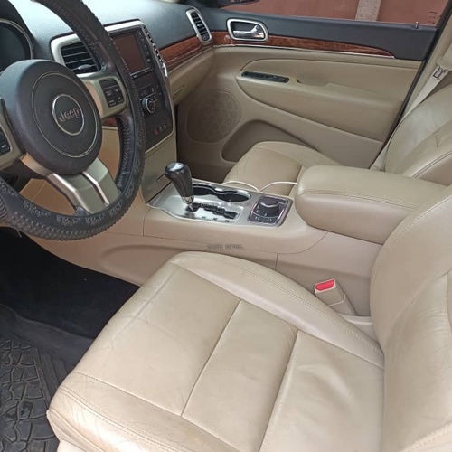 Grand Cherokee Jeep 2013 for Sale In Ogun