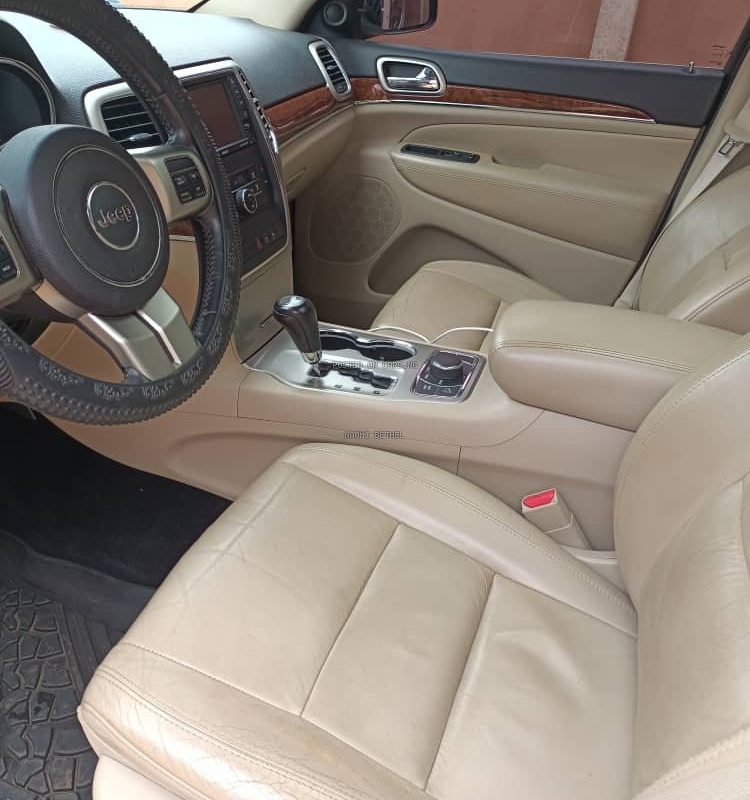 Grand Cherokee Jeep 2013 for Sale In Ogun image