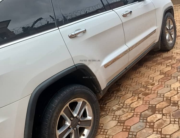 Grand Cherokee Jeep 2013 for Sale In Ogun