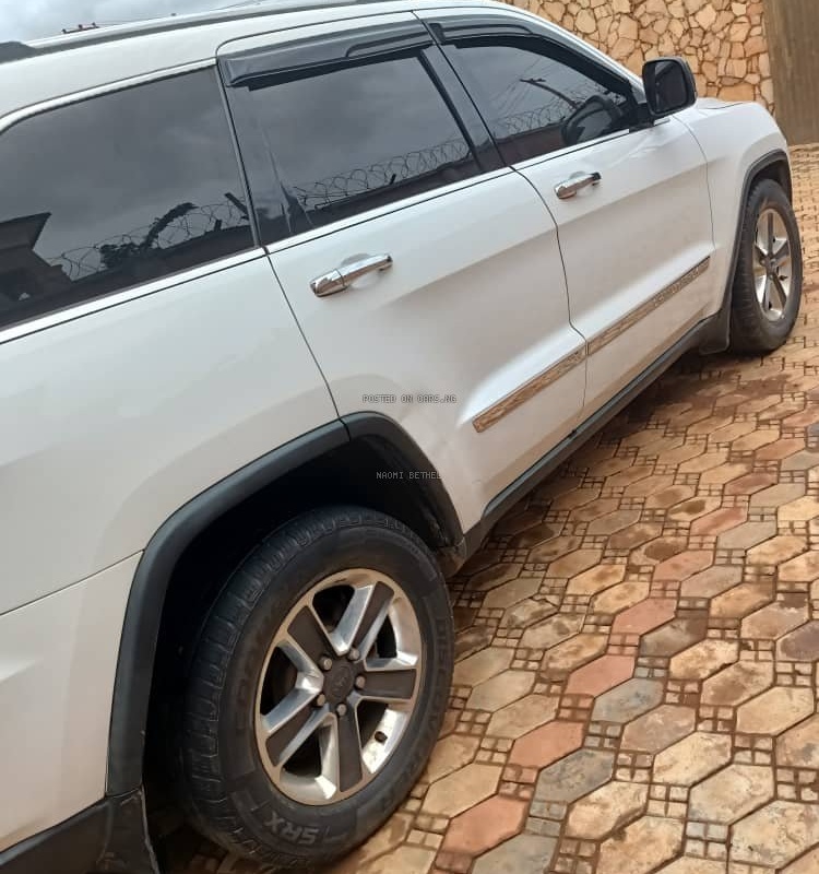 Grand Cherokee Jeep 2013 for Sale In Ogun image