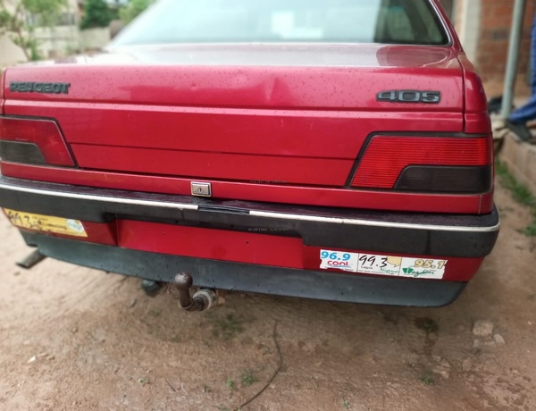 Peugeot 405 1996 for Sale In Ogbomoso, Oyo state.