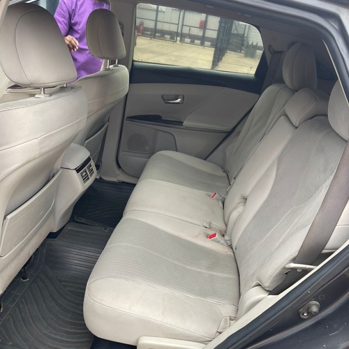 2011 Toyota Venza 4plugs for Sale In Oyo State