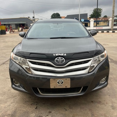 2011 Toyota Venza 4plugs for Sale In Oyo State