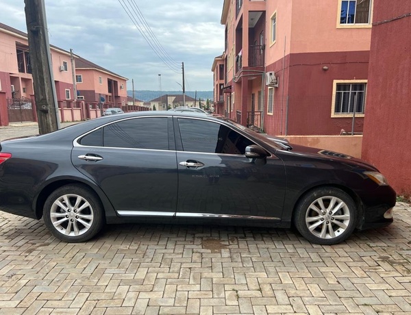 Foreign Used Lexus Es 350 2010 for Sale In Abuja