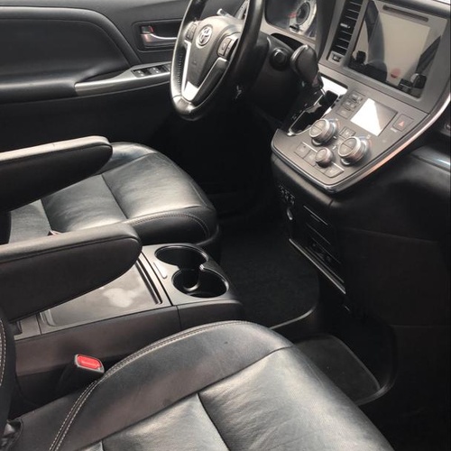 Nigerian used Toyota sienna 2015 in Lagos