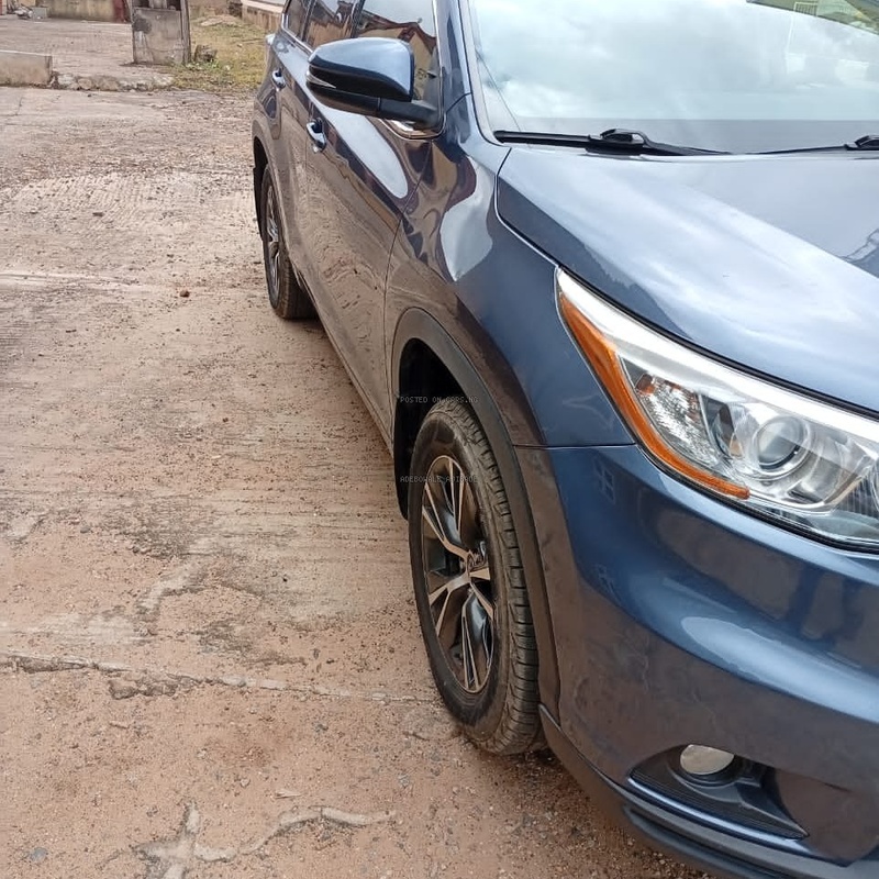 FOREIGN USED 2016 TOYOTA HIGHLANDER NAVIGATOR IN IBADAN image