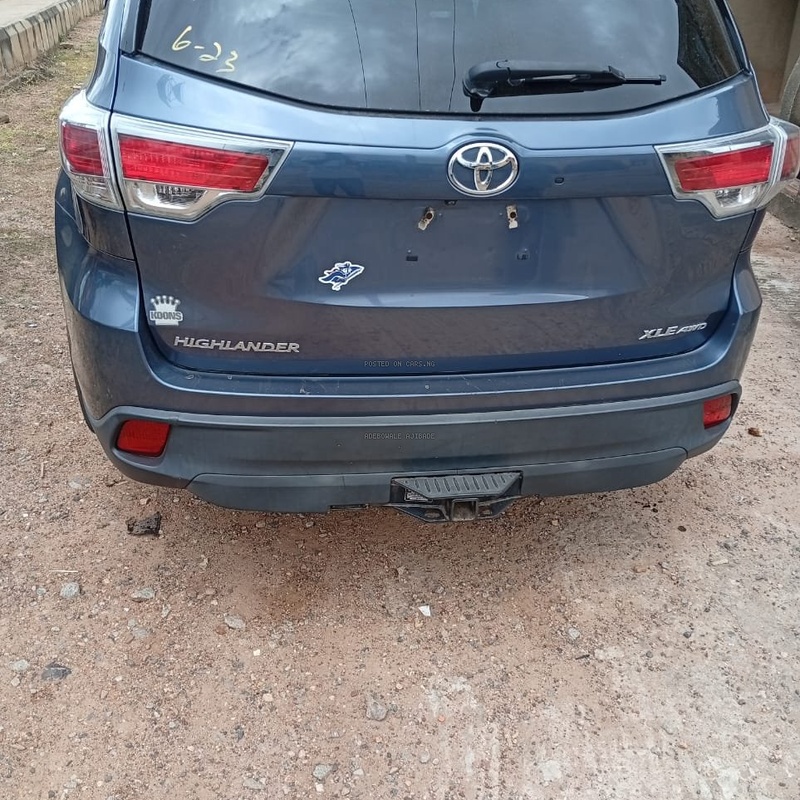 FOREIGN USED 2016 TOYOTA HIGHLANDER NAVIGATOR IN IBADAN image