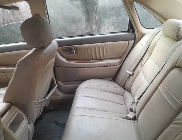 2004 Toyota Avalon for Sale In Port Harcourt Rivers State