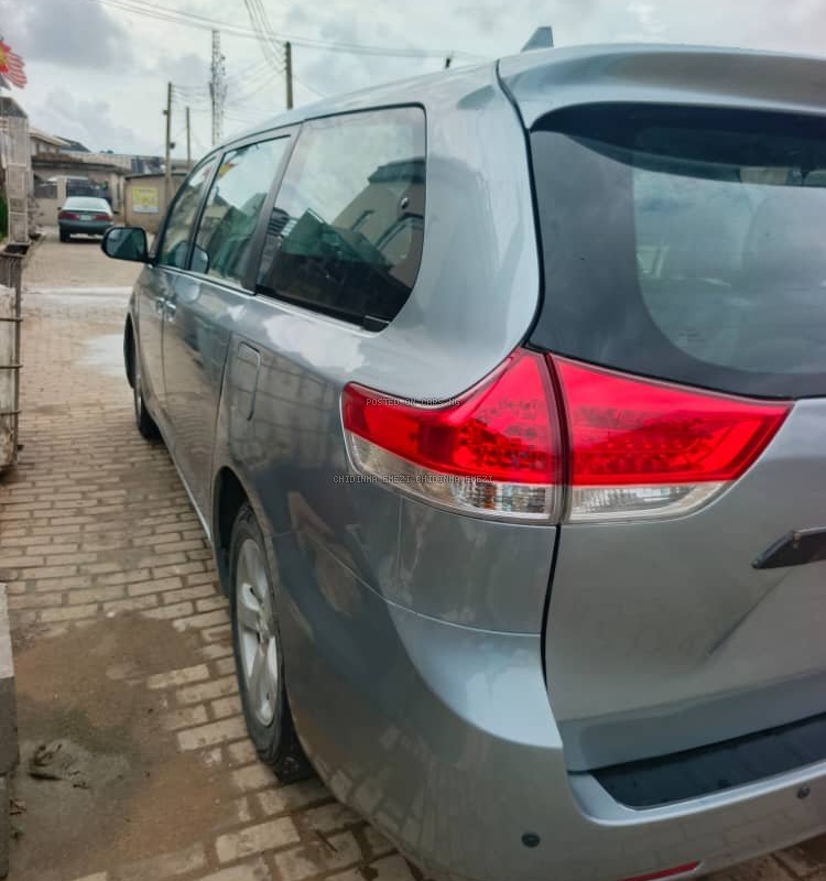 Toyota Sienna 2014 for Sale In Ikotun Lagos image