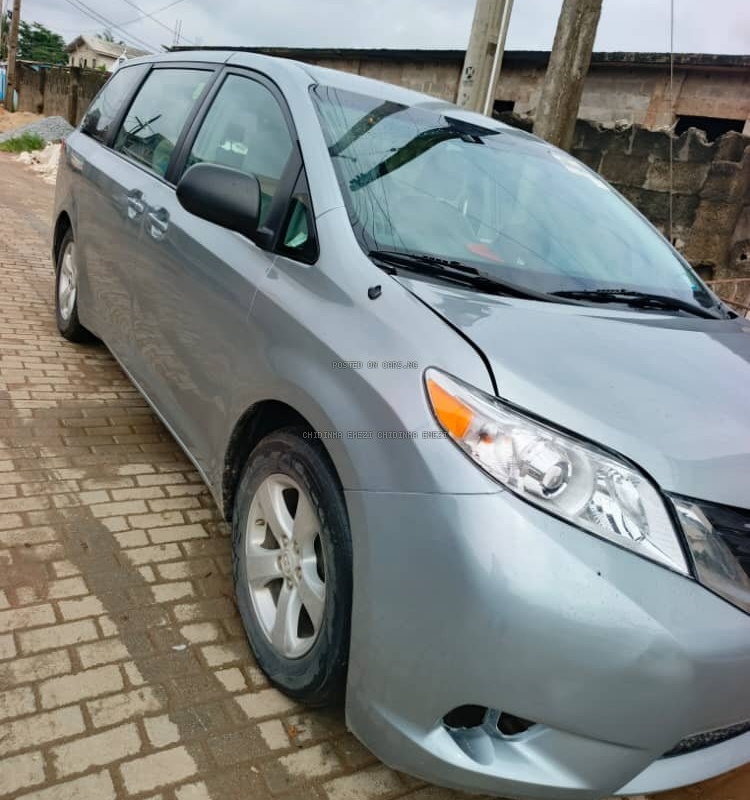 Toyota Sienna 2014 for Sale In Ikotun Lagos image