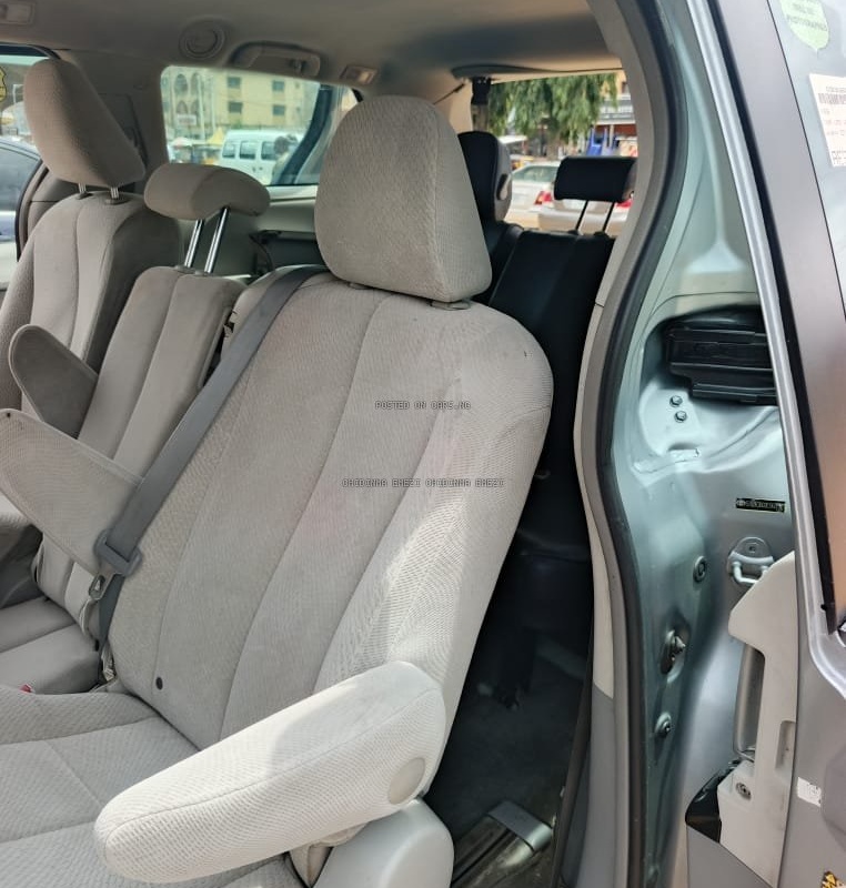 Toyota Sienna 2014 for Sale In Ikotun Lagos image