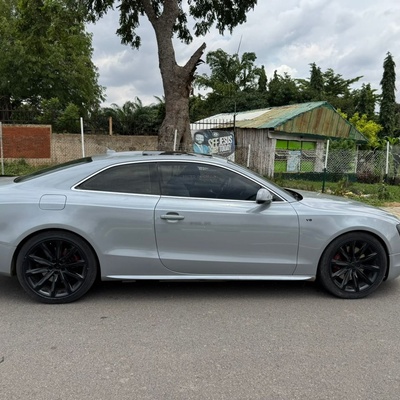 Audi s5 v8 Quattro 2012 for Sale In Abuja