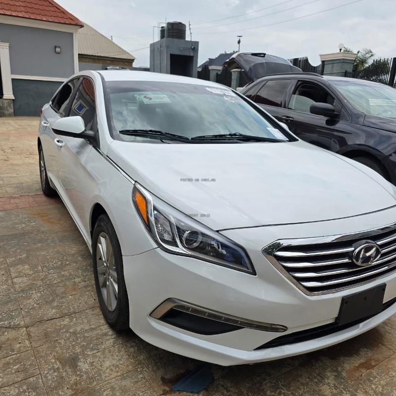 Foreign Used 2015 Hyundai sonata in Ibadan image