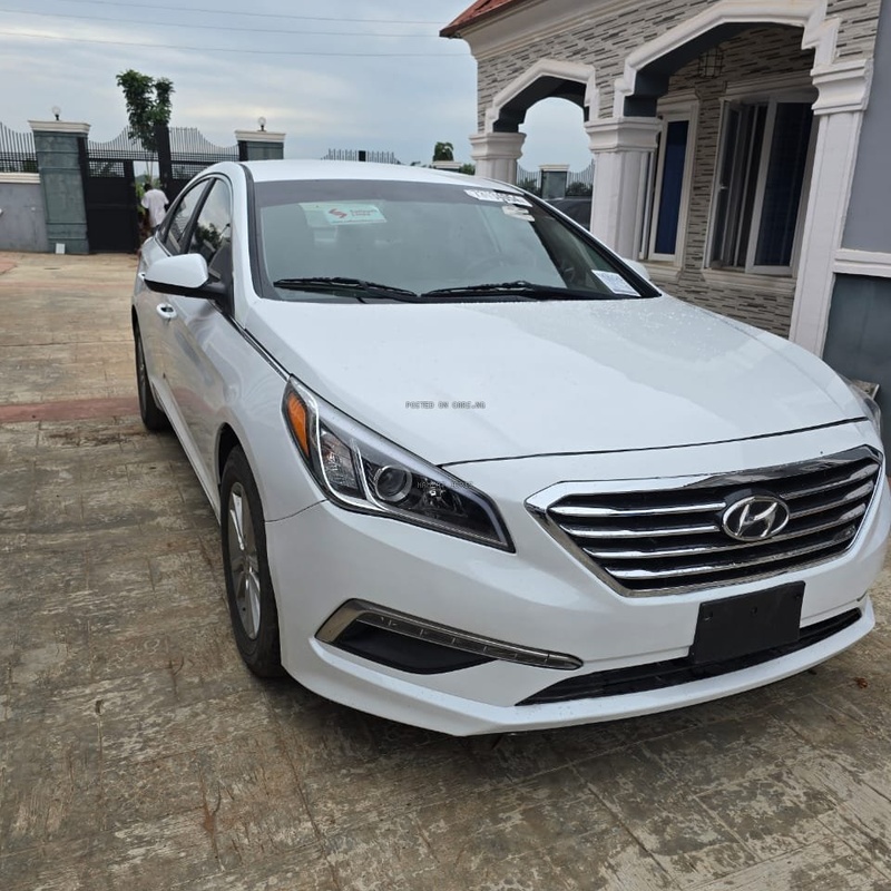 Foreign Used 2015 Hyundai sonata in Ibadan image