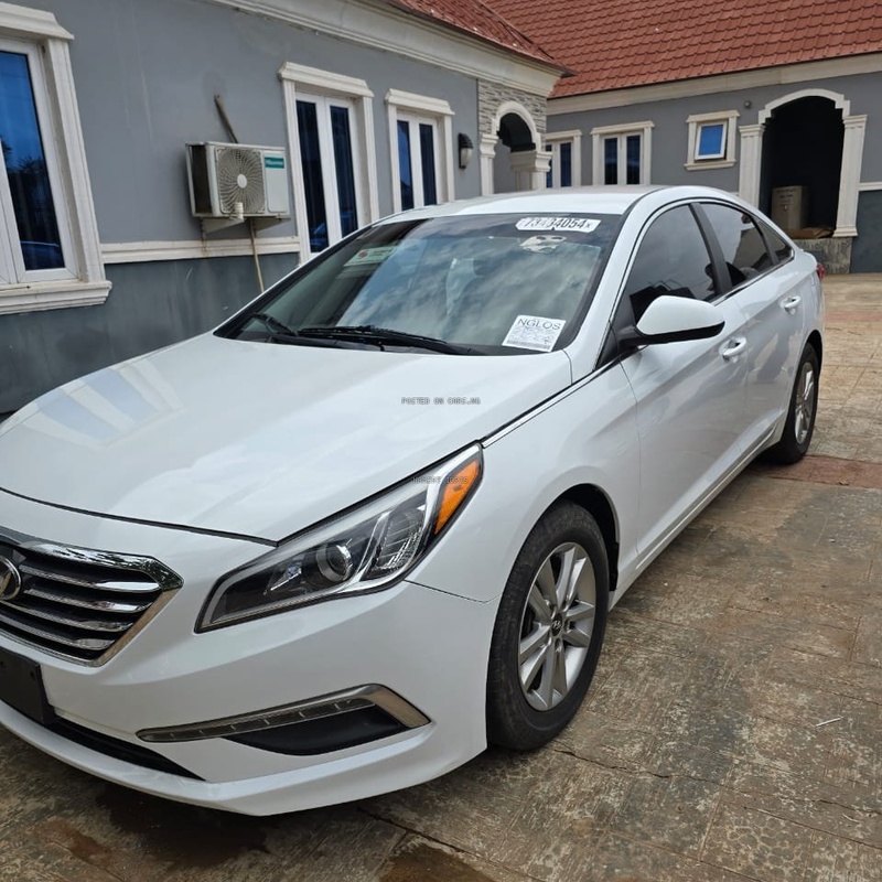 Foreign Used 2015 Hyundai sonata in Ibadan image