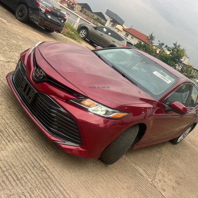 2020 Toyota Camry LE for Sale In Ibadan Oyo State