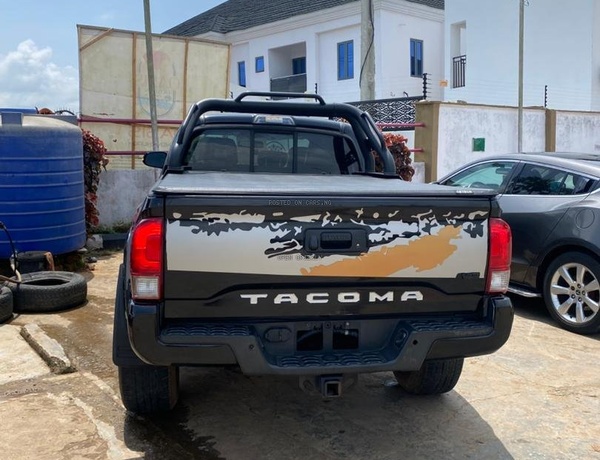 2018 Toyota Tacoma TRD PRO for Sale In Lekki Lagos 