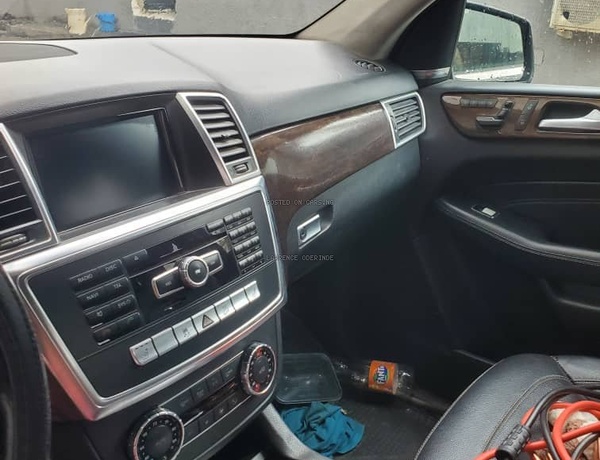 Mercedes-Benz ML350 For Sale In Lagos