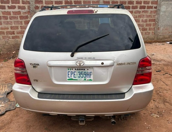 Nigerian Used Toyota Highlander 2003 in Ogun State