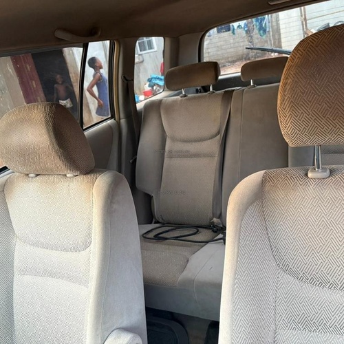 Nigerian Used Toyota Highlander 2003 in Ogun State