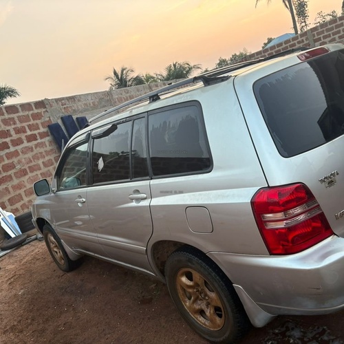 Nigerian Used Toyota Highlander 2003 in Ogun State