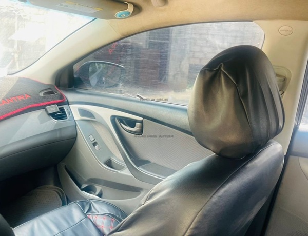 Nigerian Used HYUNDAI ELANTRA 2012 for sale In Lagos