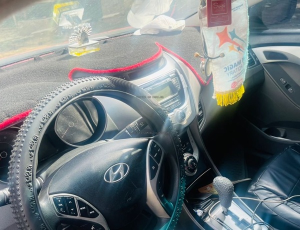 Nigerian Used HYUNDAI ELANTRA 2012 for sale In Lagos