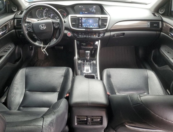 Foreign Used 2016 Honda Accord for Sale In Apapa Lagos