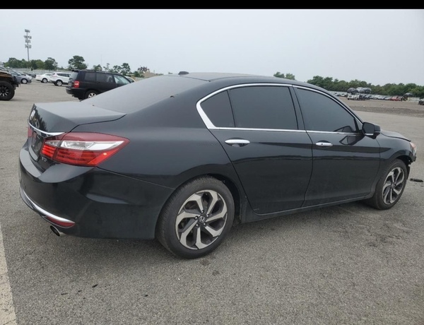 Foreign Used 2016 Honda Accord for Sale In Apapa Lagos