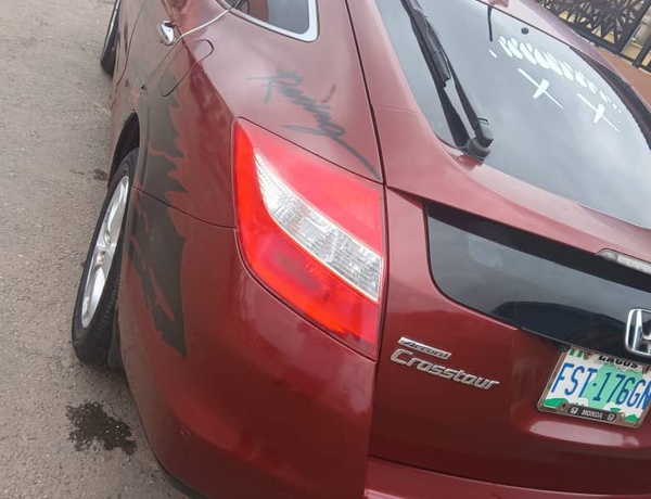 Honda crosstour 2010 available for sale in Ibadan