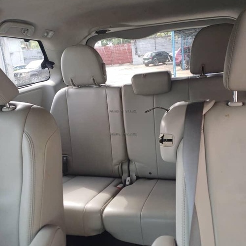 Foreign Used Toyota Sienna 2015 for Sale In Abuja