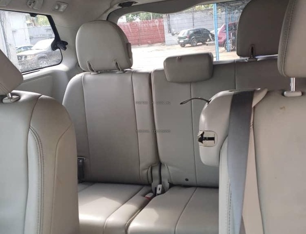 Foreign Used Toyota Sienna 2015 for Sale In Abuja