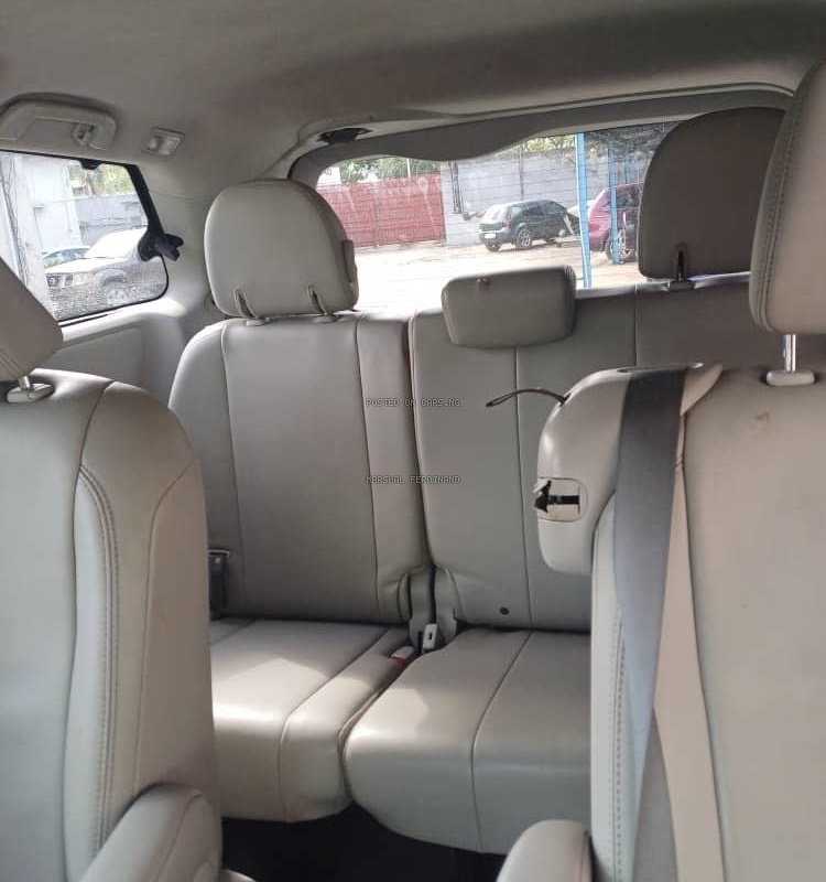 Foreign Used Toyota Sienna 2015 for Sale In Abuja image