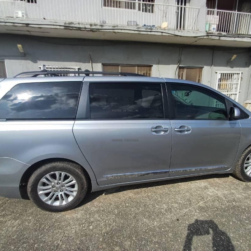Foreign Used Toyota Sienna 2015 for Sale In Abuja image