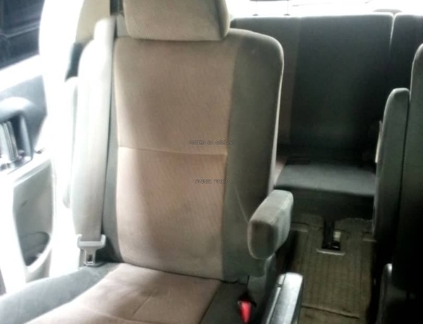 Toyota Previa 2016 for Sale in Rivers