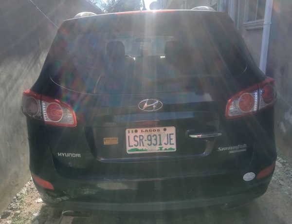 Hyundai Santa Fe 2011 for Sale In Apapa Lagos