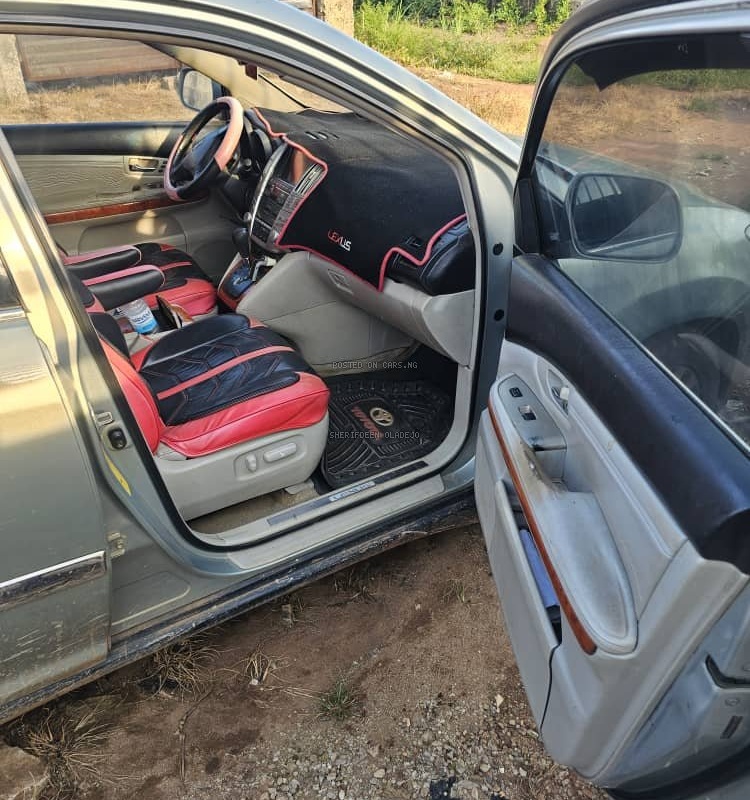 Lexus RX330 2005 for Sale In Ikorodu Lagos image