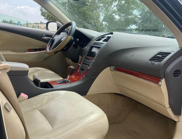 Unregistered Lexus ES 350 2011 for Sale In Abuja