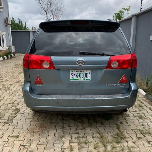 Toyota Sienna 2007 for Sale in Ibadan Oyo State