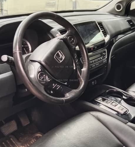 Foreign Used 2020 Honda Ridgeline Truck in Victoria Island Lagos