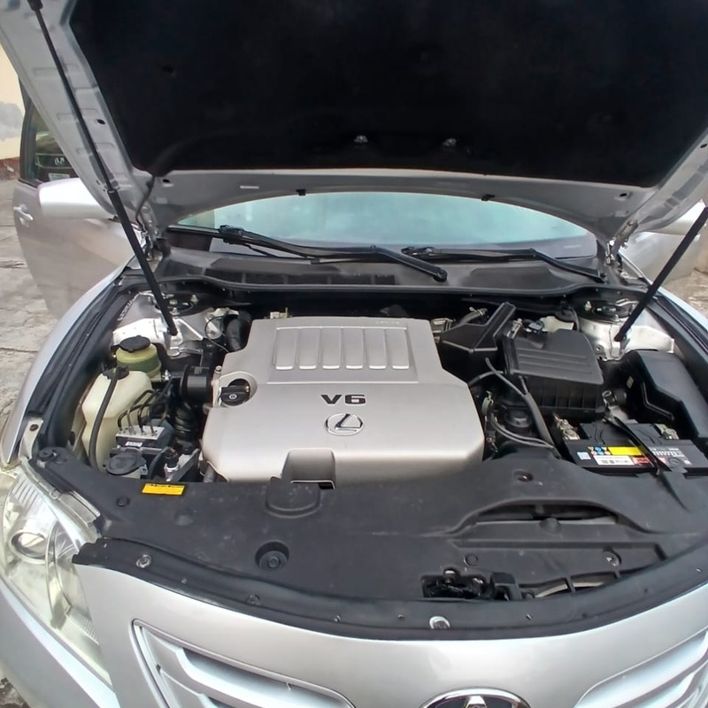 Foreign Used Toyota Camry 2009   XLE full option for Sale In Lagos image