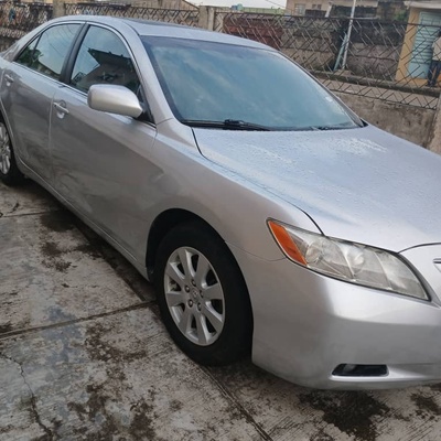 Foreign Used Toyota Camry 2009   XLE full option for Sale In Lagos