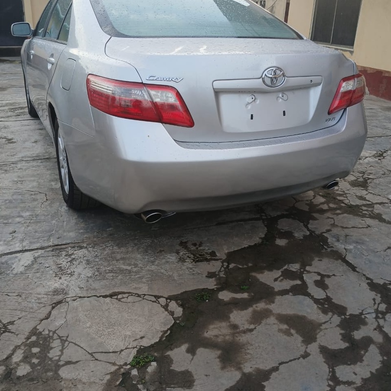 Foreign Used Toyota Camry 2009   XLE full option for Sale In Lagos image