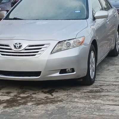 Foreign Used Toyota Camry 2009   XLE full option for Sale In Lagos